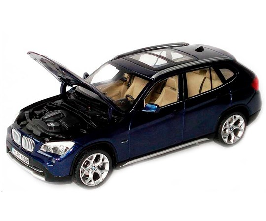 Машинка BMW X1 E84 - В масштабе 1:43